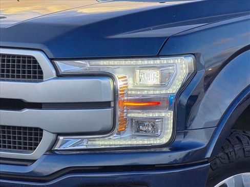 Used 2019 Ford F150 Platinum w/ Equipment Group 701A Luxury AWD/4WD image 3