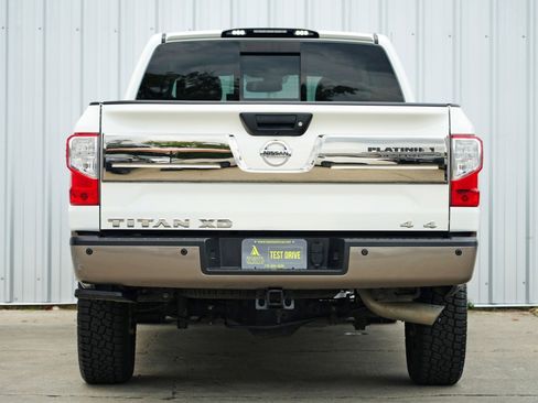 Used 2016 Nissan Titan Platinum Reserve image 9
