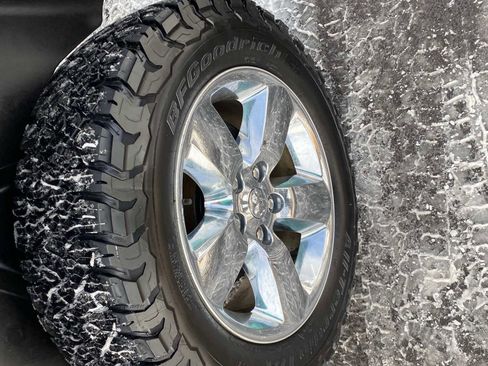 Used 2019 RAM 1500 Big Horn image 10