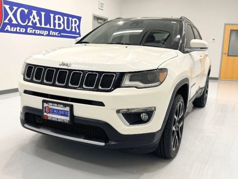 Used 2018 Jeep Compass Limited w/ Navigation Group AWD/4WD image 4