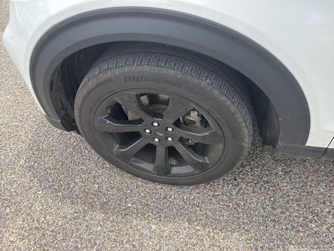 Used 2023 Ford Explorer ST-Line w/ Class IV Trailer Tow Package RWD image 20