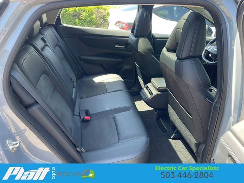 Used 2023 Nissan Ariya AWD image 50