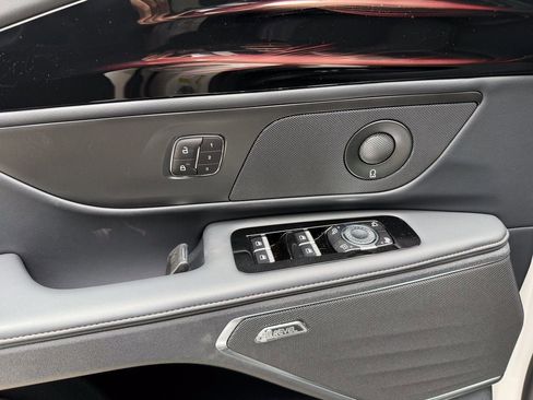 New 2026 Lincoln Nautilus Reserve w/ Jet Appearance Package image 14