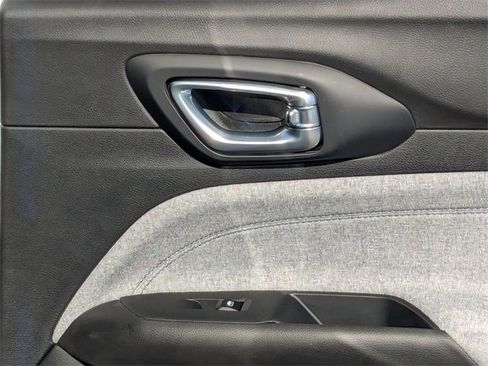 New 2026 Jeep Compass Latitude image 31