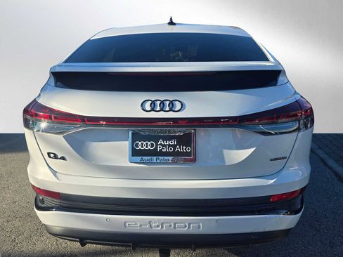 Used 2024 Audi Q4 e-tron Prestige w/ Black Optic Plus Package image 36