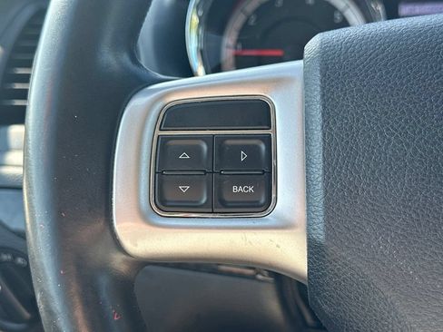 Used 2015 Dodge Grand Caravan SXT w/ Rear Park Assist Package FWD image 22