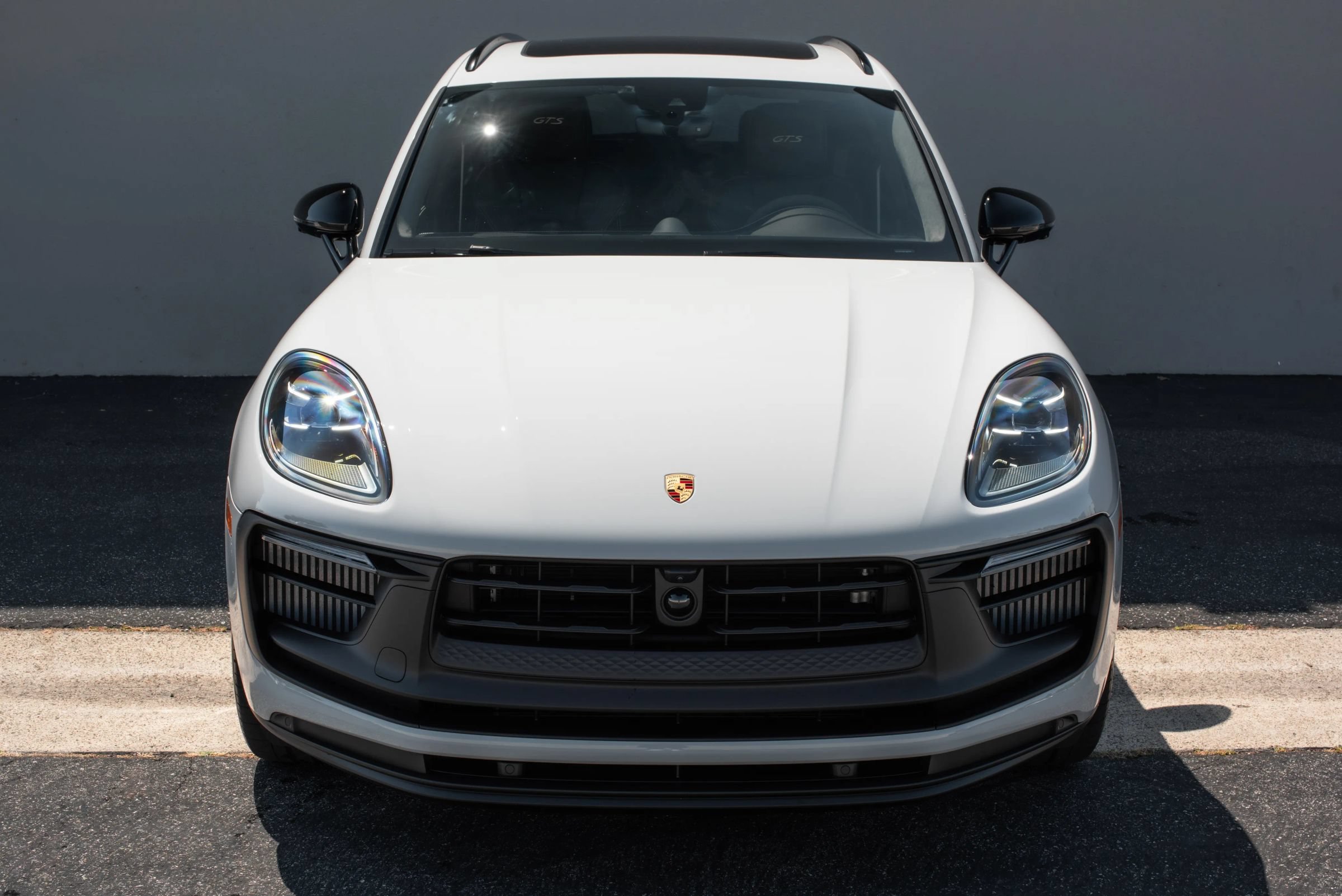 Used 2026 Porsche Macan GTS AWD/4WD image 4