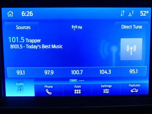 Used 2023 Ford F150 XLT w/ Trailer Tow Package image 10