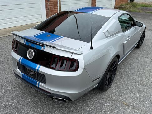 Used 2014 Ford Mustang Shelby GT500 w/ Equipment Group 821A RWD image 36