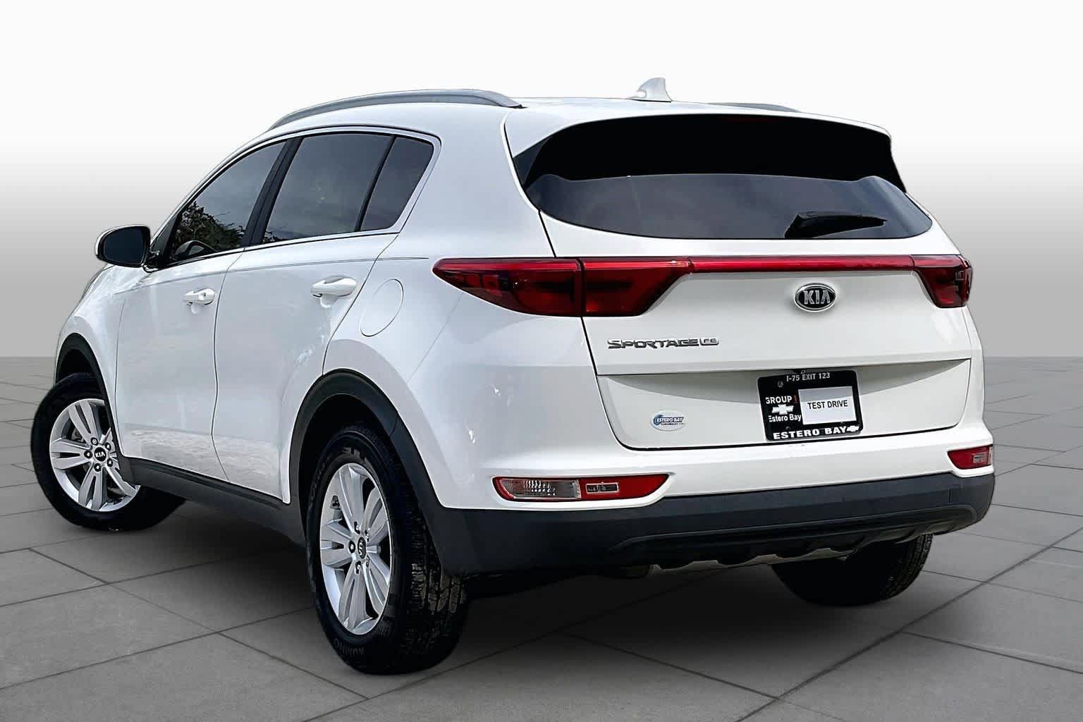 Used 2019 Kia Sportage LX w/ Option Group 017 FWD image 12