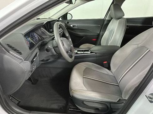Used 2022 Hyundai Sonata SE FWD image 12
