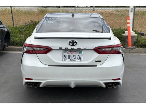 Used 2021 Toyota Camry XSE FWD image 6