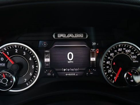 Used 2022 RAM 2500 Big Horn w/ Level C Equiment Group image 16