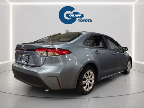 Used 2025 Toyota Corolla LE FWD image 7