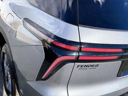 Used 2026 Chevrolet Traverse LT image 28