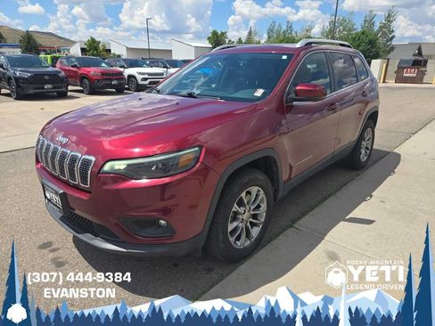 Used 2020 Jeep Cherokee Latitude Plus w/ Comfort/Convenience Group AWD/4WD image 7
