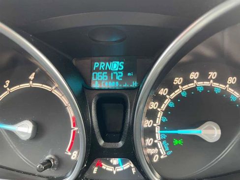 Used 2016 Ford Fiesta SE image 18