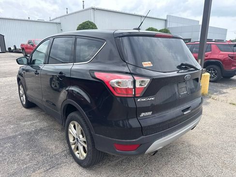 Used 2017 Ford Escape SE AWD/4WD image 5