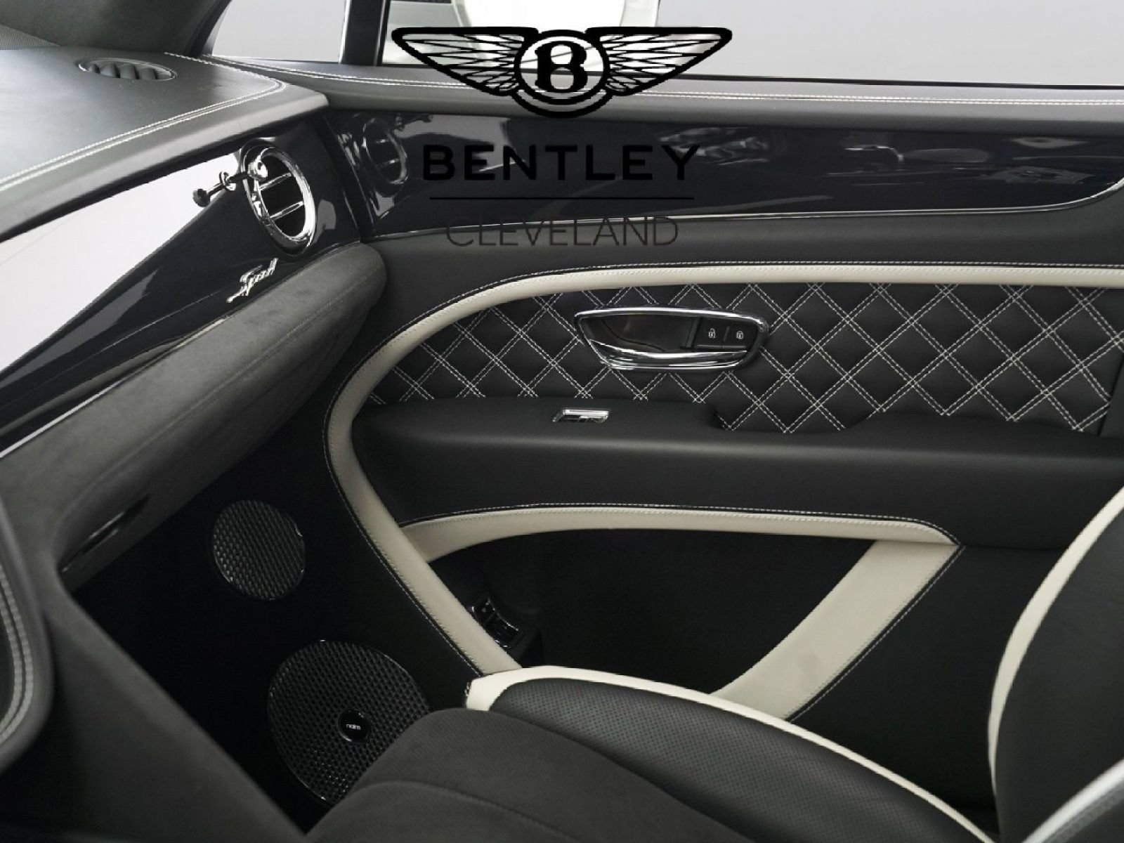 Used 2023 Bentley Bentayga Speed AWD/4WD image 19