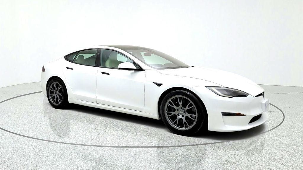 Used 2022 Tesla Model S Plaid AWD/4WD image 3