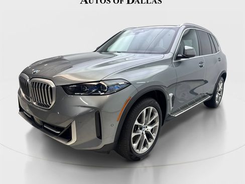 Used 2024 BMW X5 sDrive40i w/ Premium Package RWD image 2