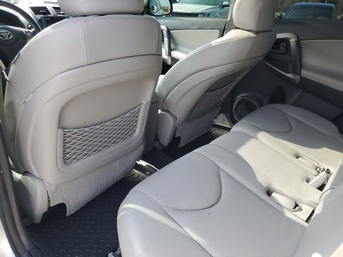 Used 2008 Toyota RAV4 Limited image 30