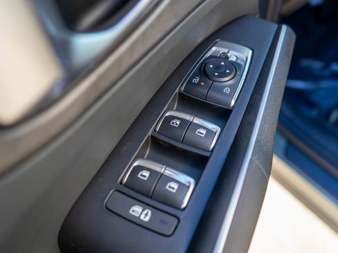 New 2025 Kia Sorento X-Line EX image 18