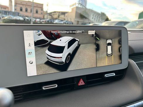 Used 2024 Hyundai Ioniq 5 Limited image 42