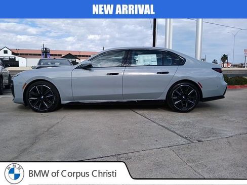 Used 2026 BMW 740i xDrive image 6