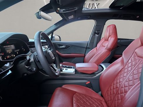Used 2020 Audi SQ7 Prestige w/ S Sport Package image 9