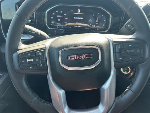 Used 2025 GMC Sierra 1500 Elevation image 34
