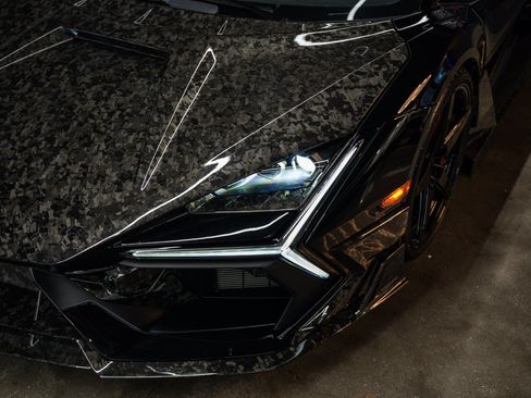 Used 2024 Lamborghini Revuelto AWD/4WD image 14