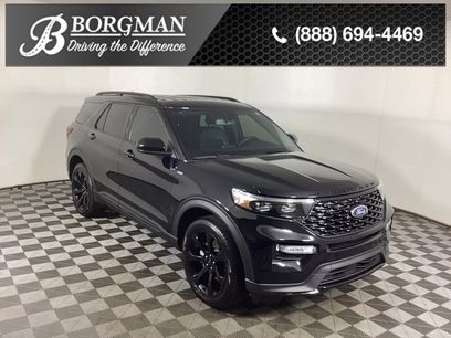 Used 2023 Ford Explorer ST-Line w/ Class IV Trailer Tow Package