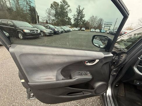 Used 2012 Honda Fit image 9