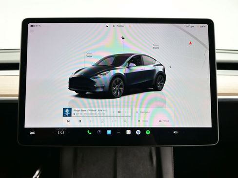 Used 2025 Tesla Model Y Long Range image 21
