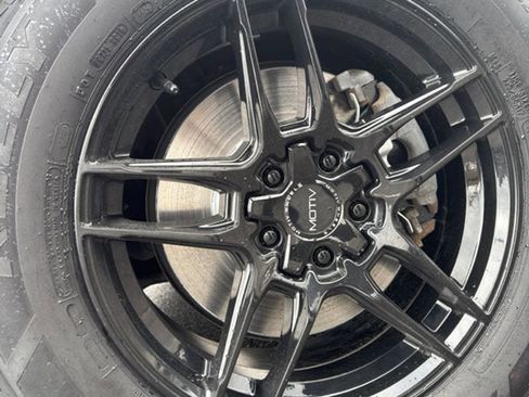 Used 2017 Ford Escape SE w/ Equipment Group 201A image 14