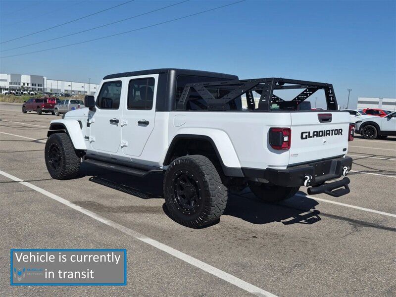 Used 2020 Jeep Gladiator Overland AWD/4WD image 2