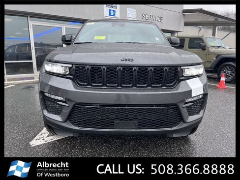 New 2025 Jeep Grand Cherokee Limited w/ Trailer Tow Package image 8