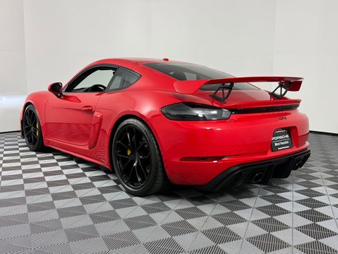 Certified 2022 Porsche 718 Cayman GT4 image 3
