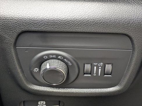 New 2026 Jeep Grand Cherokee L Laredo RWD image 25