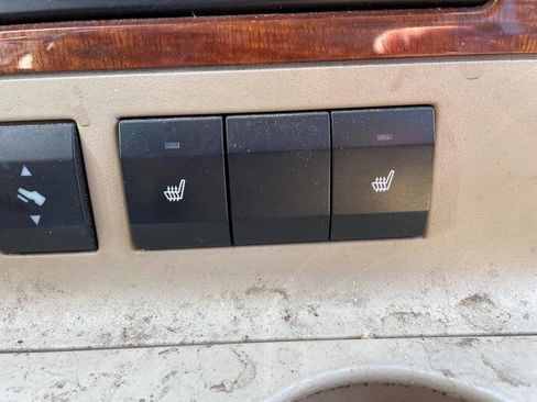 Used 2006 Ford Explorer Eddie Bauer image 37