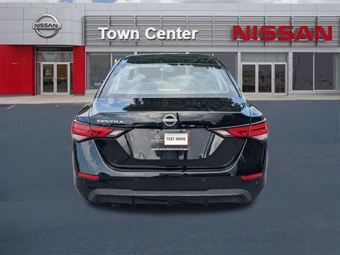 Certified 2025 Nissan Sentra S FWD image 6