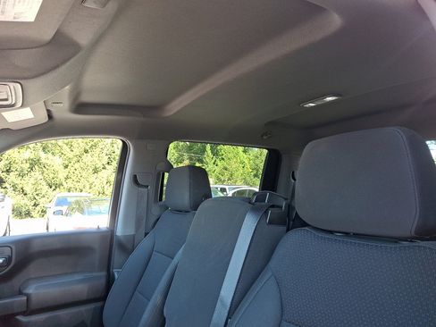 Used 2022 Chevrolet Silverado 1500 Custom image 24