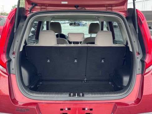 Used 2020 Kia Soul LX FWD image 34