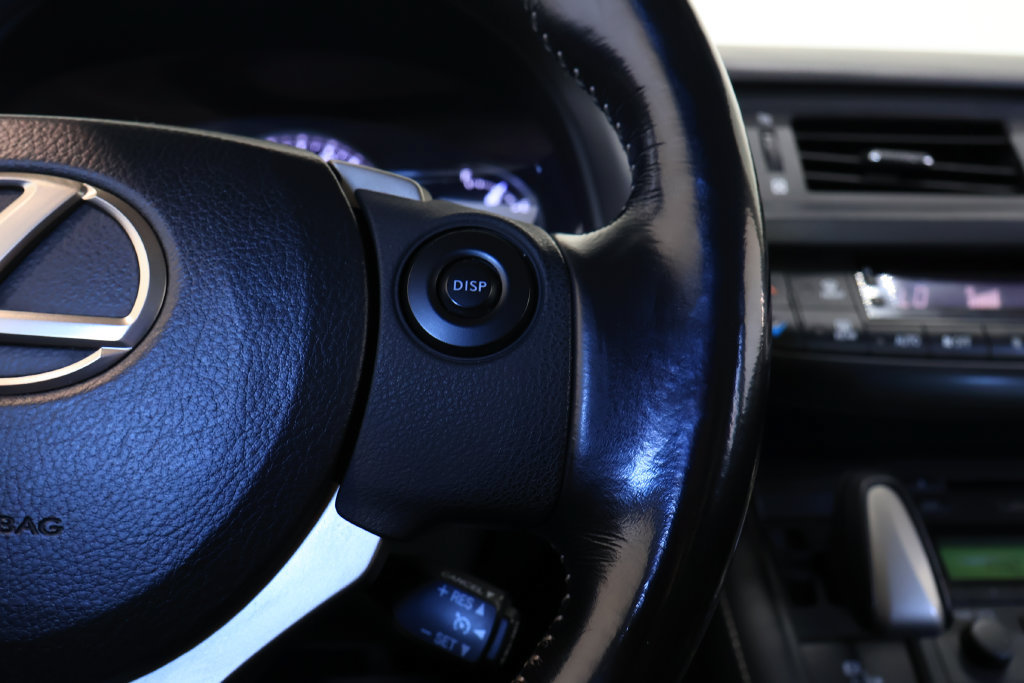 Used 2016 Lexus CT 200h w/ Seat Comfort Package FWD image 26