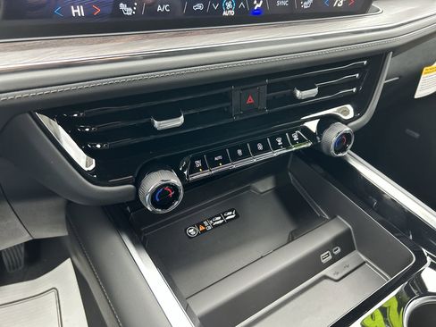 New 2026 Chevrolet Tahoe LT w/ Comfort Package image 29