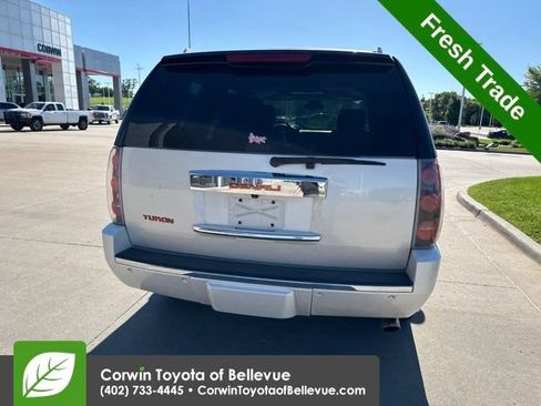 Used 2013 GMC Yukon Denali AWD/4WD image 5