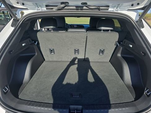 Used 2024 Chevrolet Blazer EV LT image 12