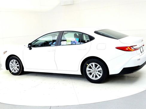 New 2026 Toyota Camry LE image 4