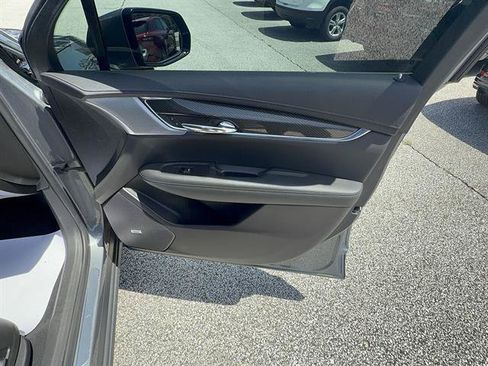 Used 2021 Cadillac XT6 Sport AWD/4WD image 21